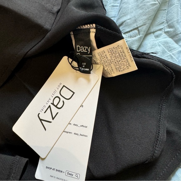 DAZY Puff Sleeves Square Neck Black Midi Dress size Medium - Picture 5 of 5